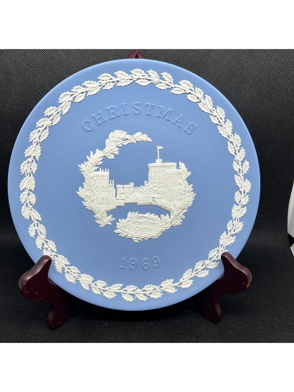 Vintage Wedgwood Blue Jasperware 1969 Christmas Plate Windsor Castle First Issue